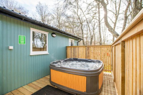Gorse Lodge 9 with Hot Tub